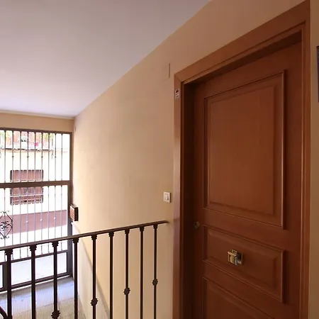 Moira * Granada